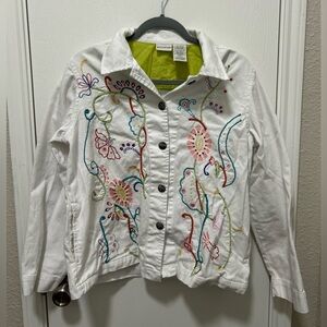 White Stag Floral Embroidered White Denim jacket size medium 100% cotton